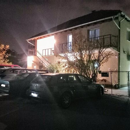 Rm Castell Apartments Novi Sad Exterior photo